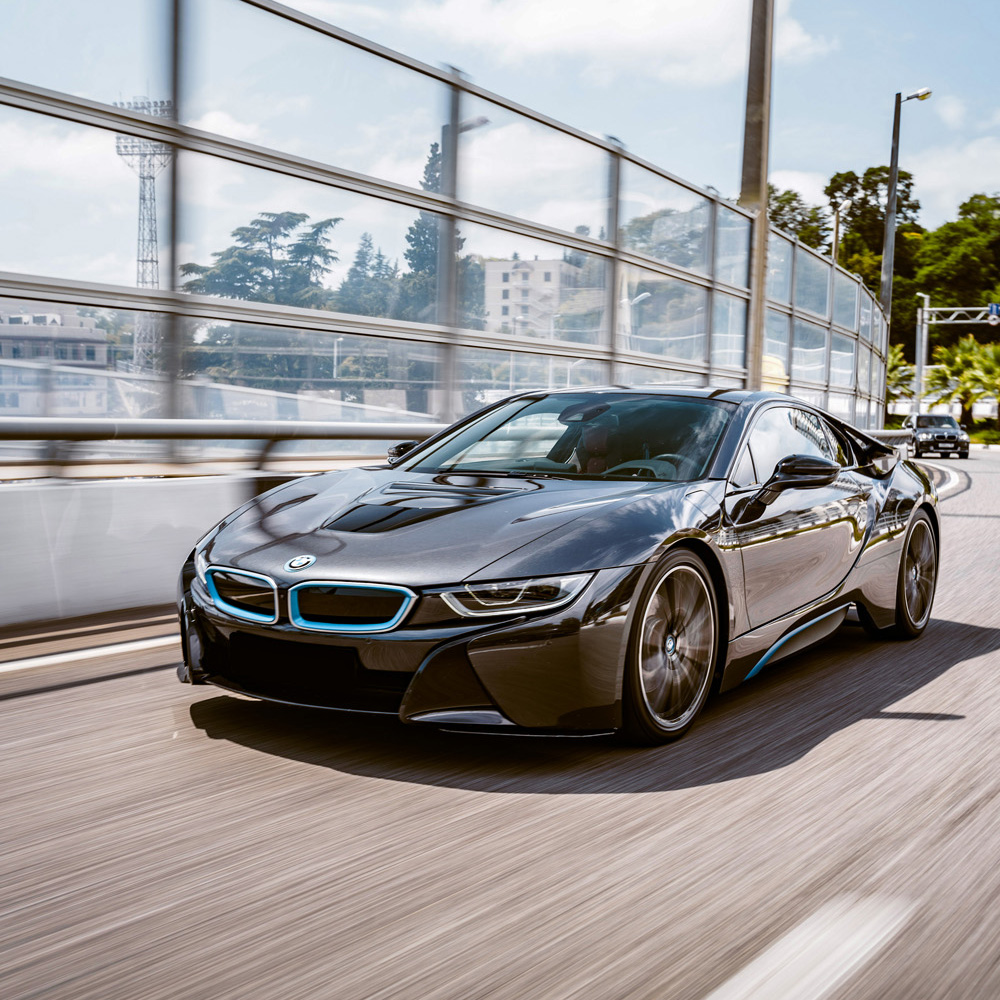 Аренда BMW i8 в Сочи