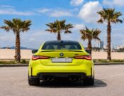 BMW M4 Competition вид сзади